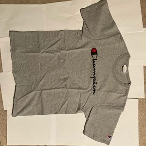 Champion t-shirt